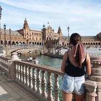 Participant looks at Spaniard buildings
