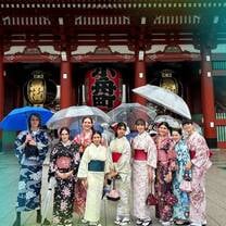 Interns from The Intern Group doing an international internship in Tokyo, Japan.