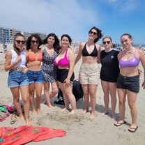 Juniors enjoy learning French in the sunny South of France !