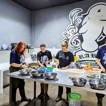 Animals kitchen