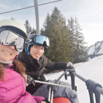 Selfie skiing