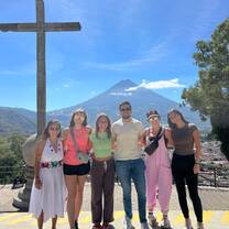 Students at Cerro La Cruz
