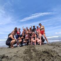 group of volunteers in Costa Rica