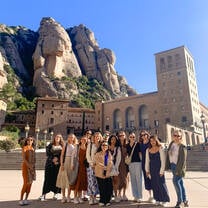 AIFS Abroad participants group photo in Barcelona