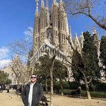 AIFS Abroad participant at La Sagrada Familia