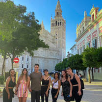 AIFS Abroad participants group photo in Seville