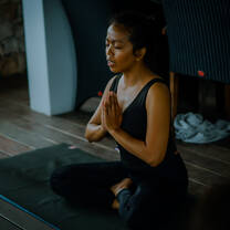 Yoga class intro 