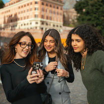 EF students navigating the iconic sights of Rome