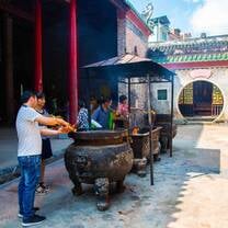 volunteer in China