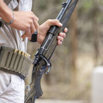 Advance Rifle handling