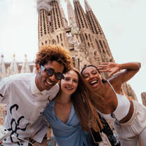 Participants selfie at La Sagrada Familia