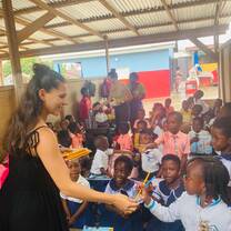 Volunteer in classroom of children
