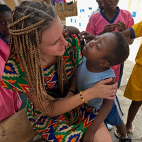 volunteer with student
