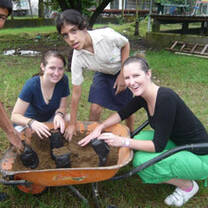 Volunteer with special needs children in Honduras