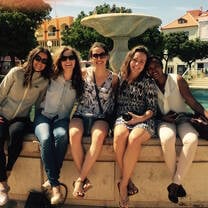 Fountain girls