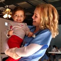 Bethany College Student bonding with the children of Mexico