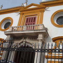 Study abroad in Seville with API