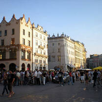 API Study Abroad Programs in Krakow, Poland
