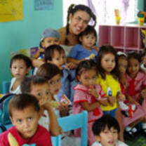 Volunteer in a classroom