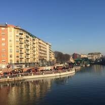 Milan's Navigli, depicting a Christmas market called Darsena 
