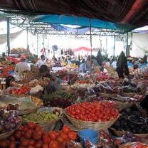 Intern in Oaxaca, Mexico exploring the city’s colorful streets, markets, and historic landmarks