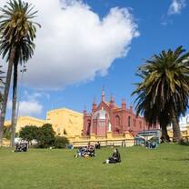 Students studying on the lawn in Buenos Aires