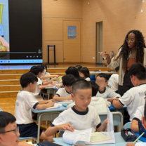 Grade 4 Teacher with students