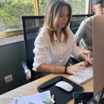 Intern