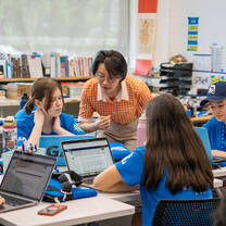 JADE Ambassadors in Chinese Class
