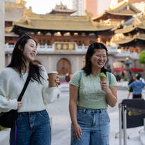 Students outside in Shanghai. 