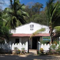 Volunteer accommodation at Ten Degrees South Lodge in Mikindani, Tanzania