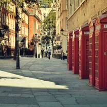 Red phonebooth in London