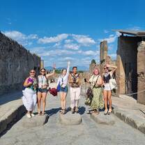 Waving on the Streets of Pompeii