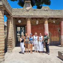 History Lesson in Front of Ancient Minoan Art