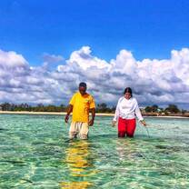 Turtle conservation volunteers Zanzibar