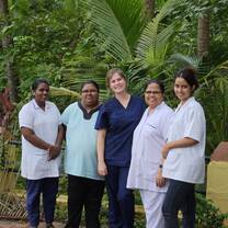 Group photo nurses in Ghana