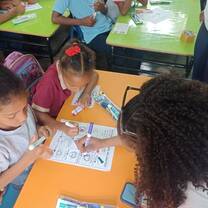 Prepare dynamic lessons with elementary kids