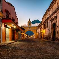Discover Antigua Guatemala while learning Spanish. Our language programs combine personalized instruction, local culture, history, and unforgettable experiences in a UNESCO World Heritage city.