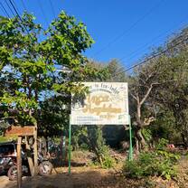 Finca Magdalena sign