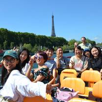 Paris boat tour