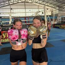 2 girls practicing Muay Thai 