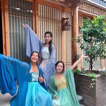 Hanfu with Friends