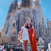 AIFS Abroad students in Barcelona, Spain