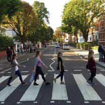 AIFS Abroad study abroad students in London, England