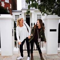 AIFS Abroad study abroad students in London, England 