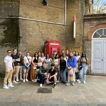 AIFS Abroad study abroad students in London, England