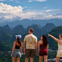 China Explorer - Yangshuo Viewpoint