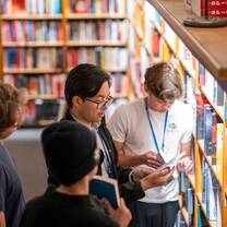Students in Blackwells bookstore