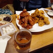 Chimaek! (Chicken and beer)