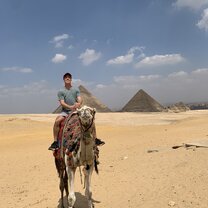Trip to the pyramids 